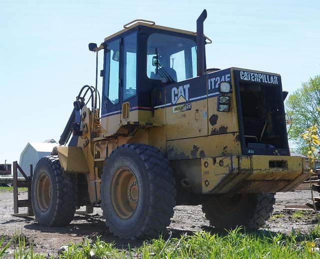 Image of Caterpillar IT24F equipment image 2