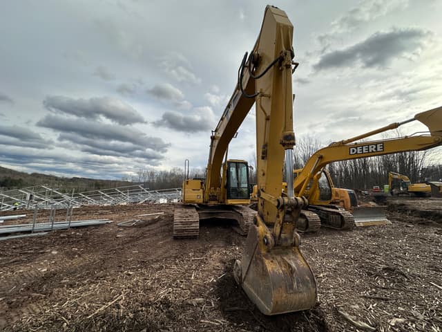 Image of Caterpillar 320BL equipment image 4