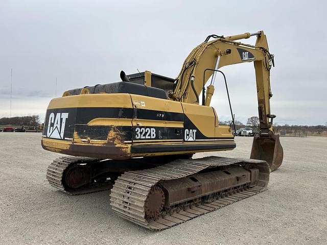 Image of Caterpillar 322BL equipment image 4