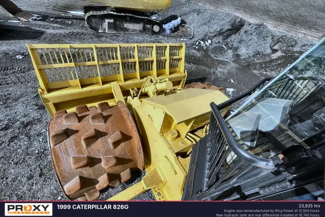 Image of Caterpillar 826G equipment image 2