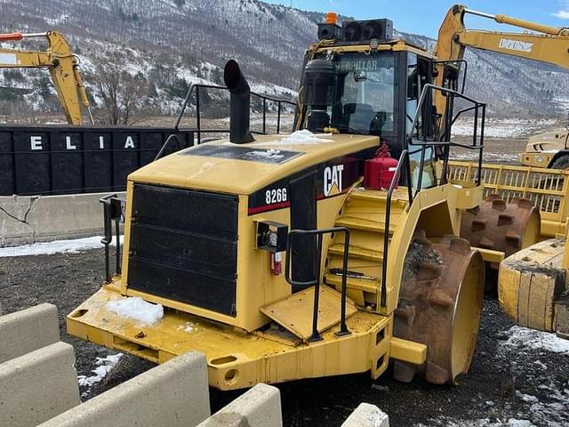 Image of Caterpillar 826G equipment image 3