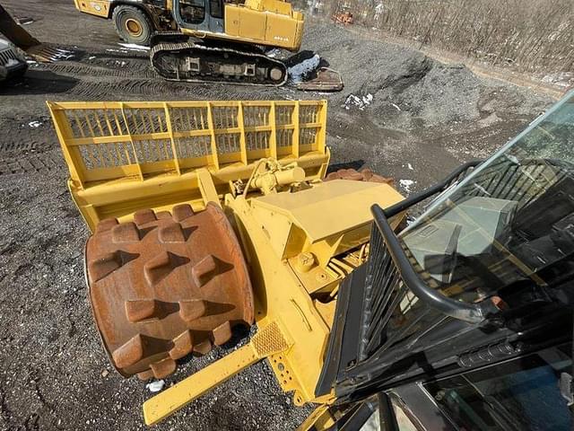 Image of Caterpillar 826G equipment image 4