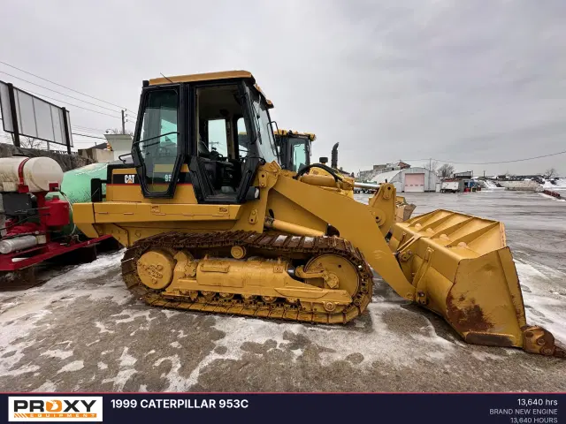 Image of Caterpillar 953C equipment image 3