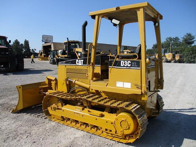 Image of Caterpillar D3C XL equipment image 4