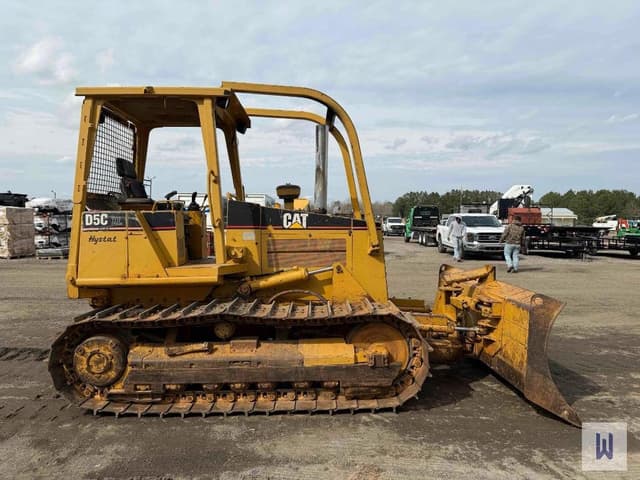 Image of Caterpillar D5C XL equipment image 4