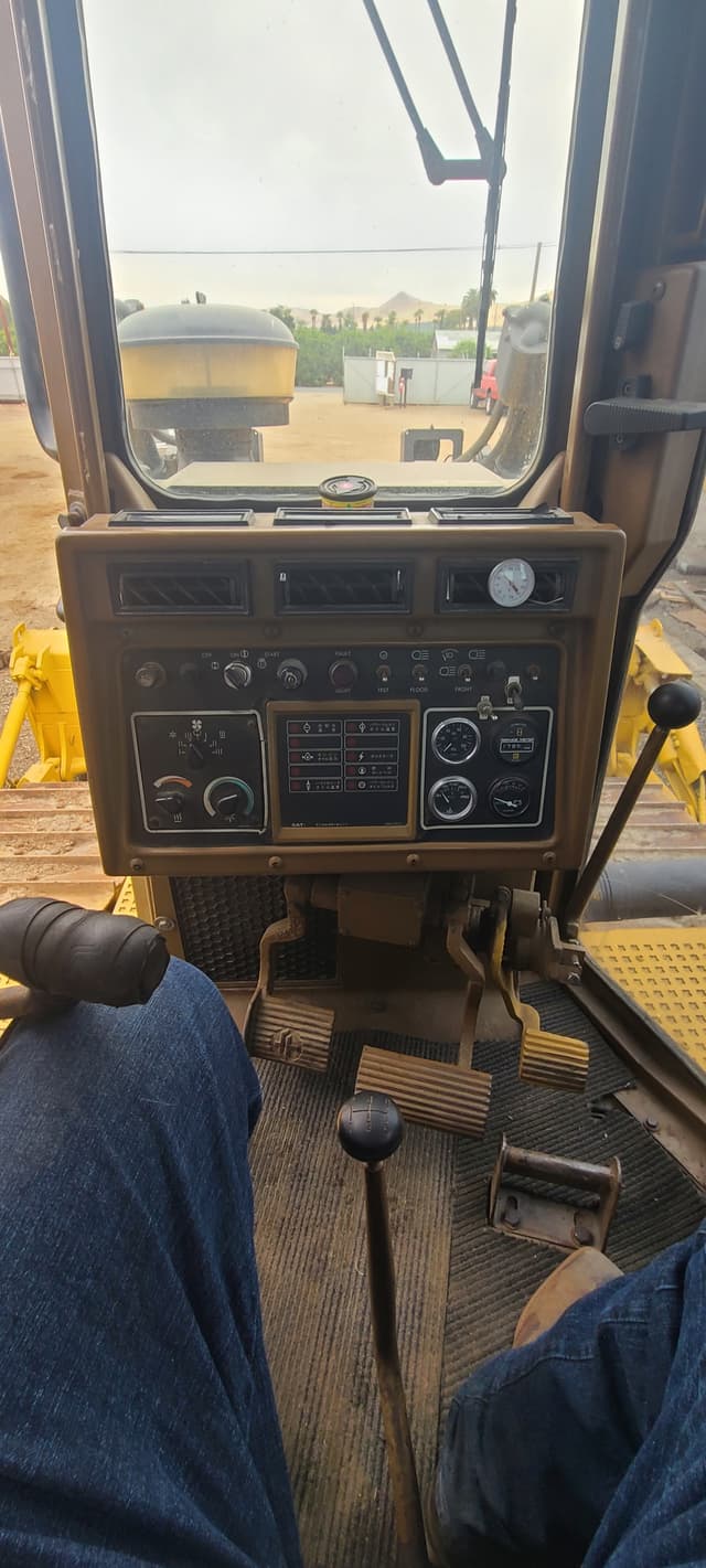 Image of Caterpillar D6H LGP equipment image 4