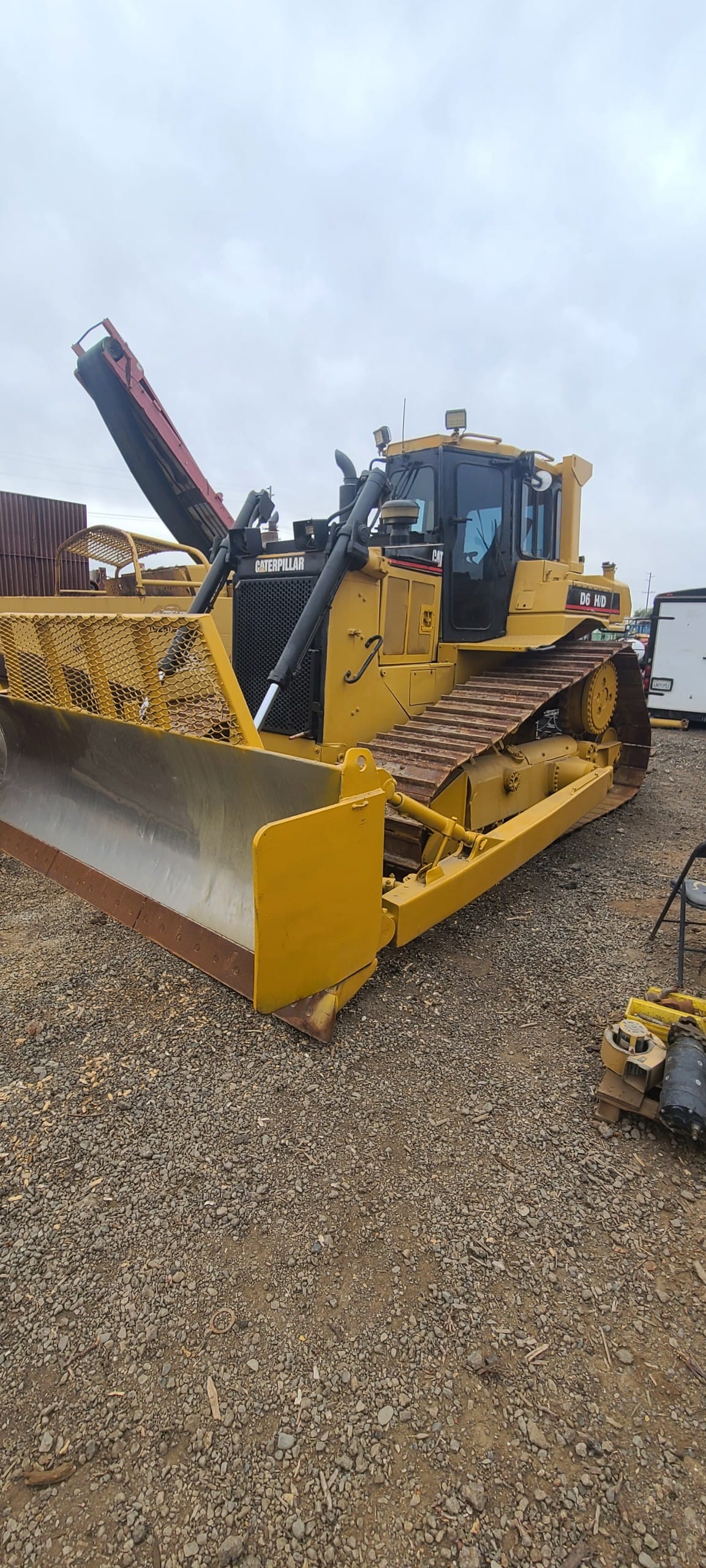 Caterpillar D6H LGP Equipment Image0