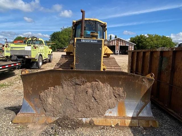 Image of Caterpillar D6M equipment image 1