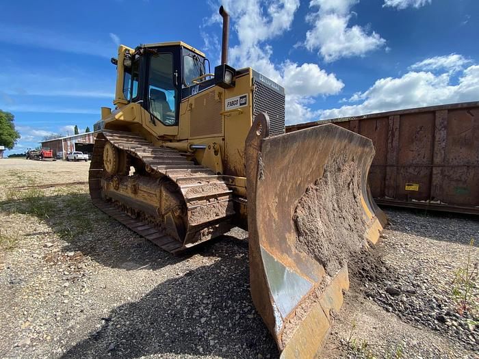 1999 Caterpillar D6M Equipment Image0