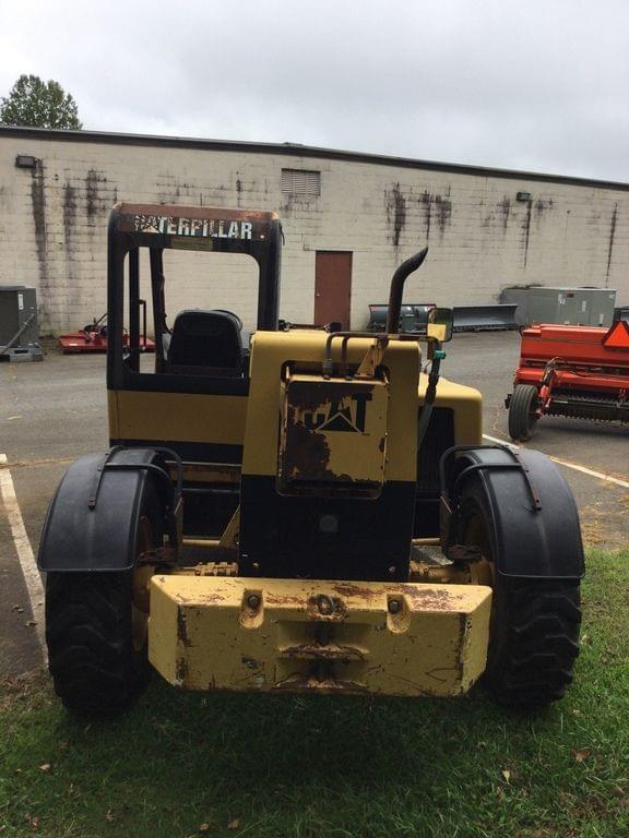 Image of Caterpillar TH63 equipment image 3