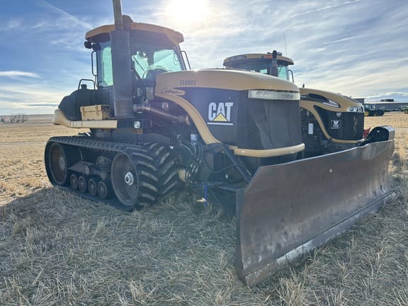 1999 Challenger 75E Equipment Image0