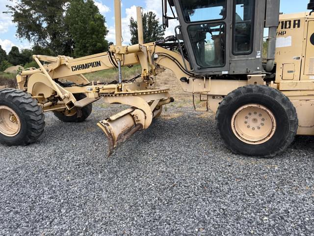Image of Champion 710A equipment image 2