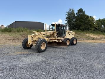 Main image Champion 710A