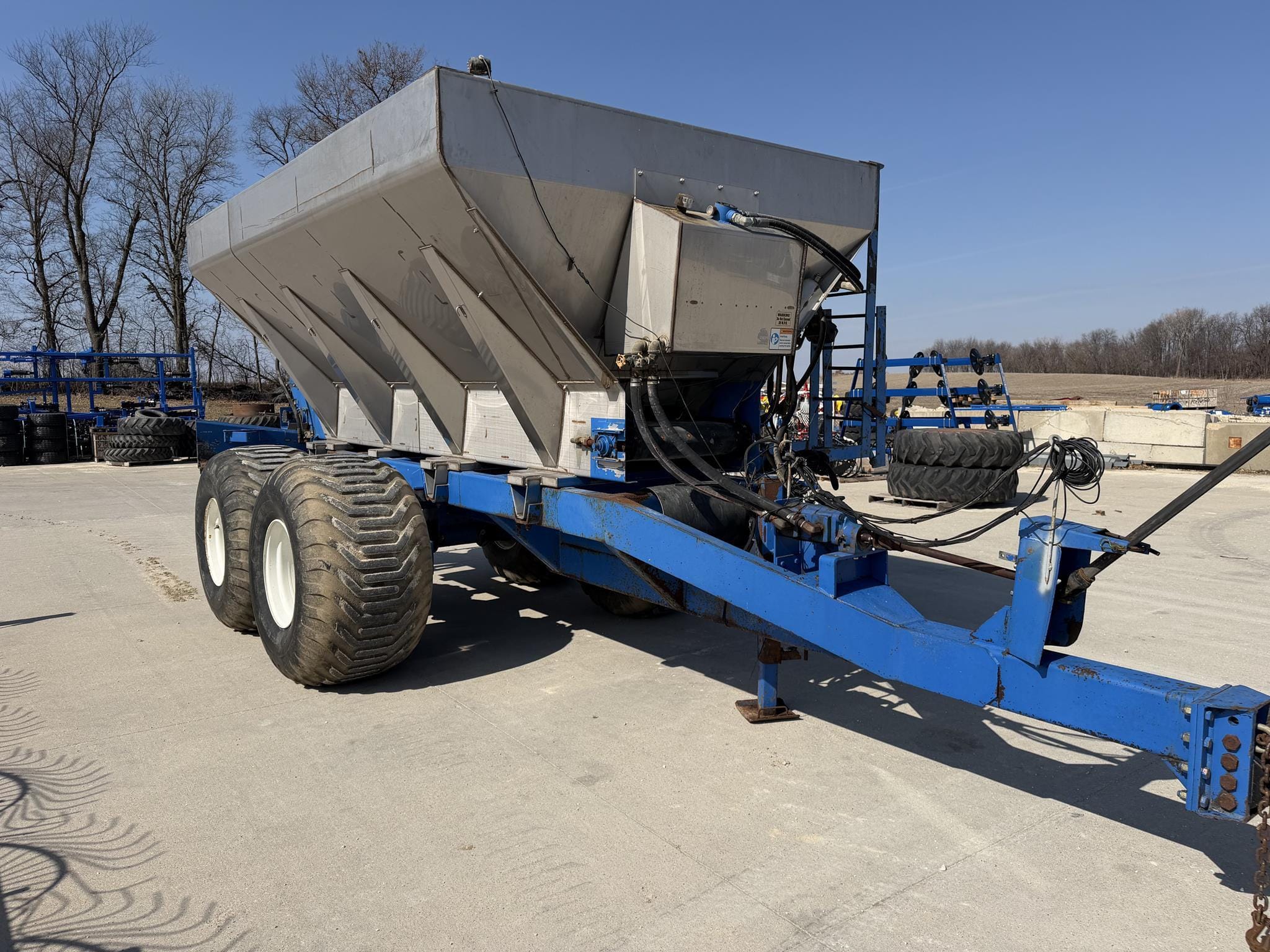 1999 Chandler 35PT-FTLH EXW Equipment Image0