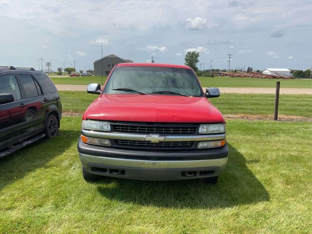 Image of Chevrolet 1500 equipment image 1