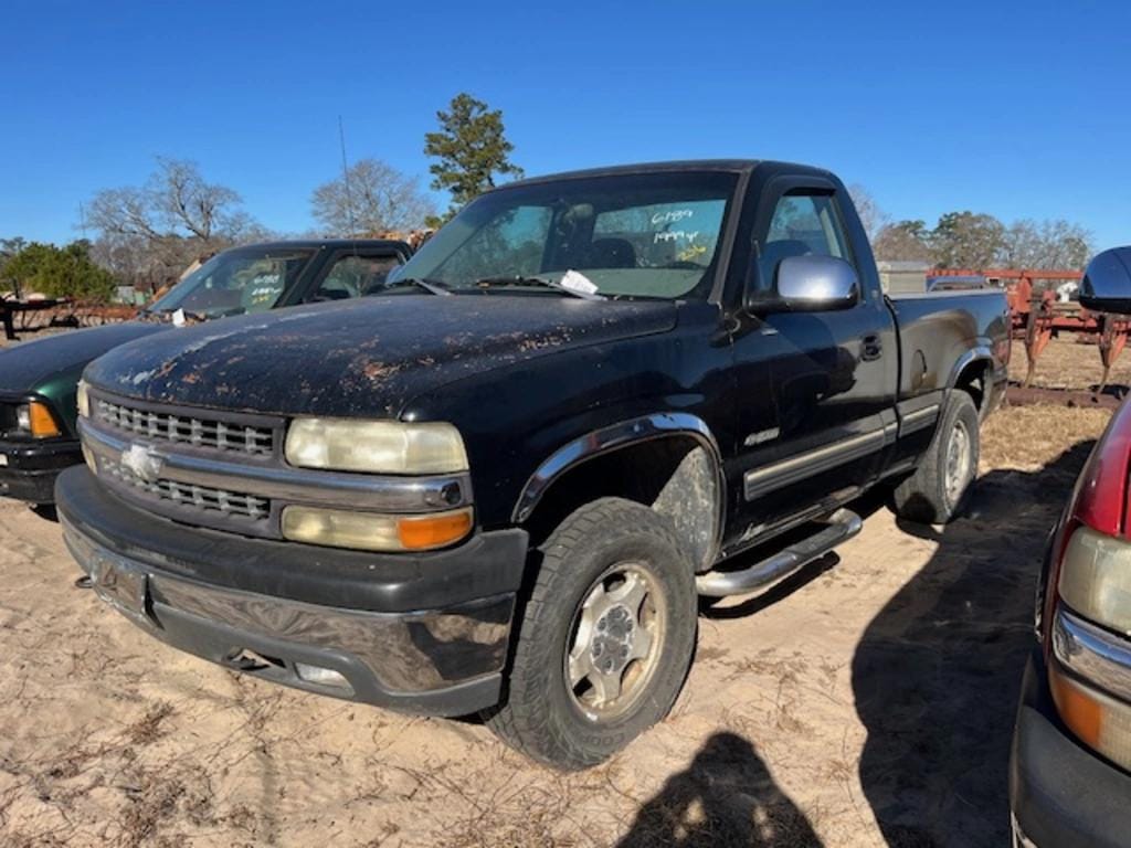 1999 Chevrolet 1500 Equipment Image0
