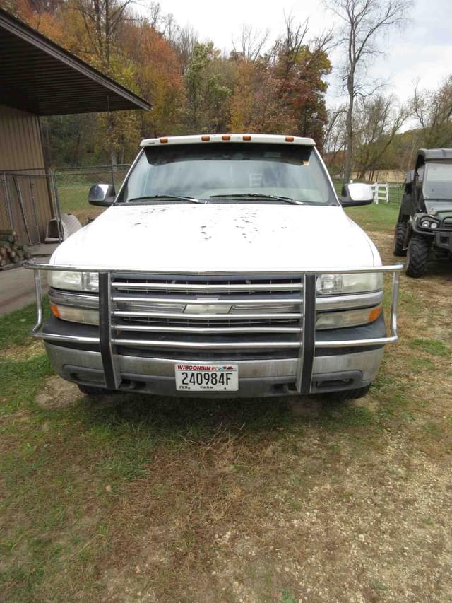 Image of Chevrolet 1500 equipment image 1