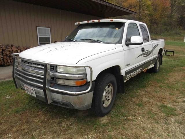 Image of Chevrolet 1500 equipment image 2