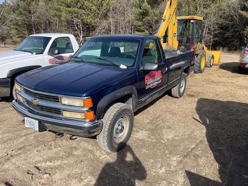 Image of Chevrolet 2500 Primary image