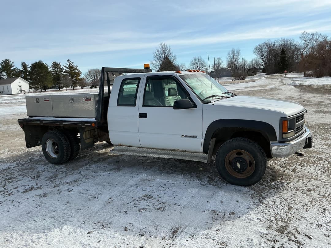 Image of Chevrolet 3500 Primary image