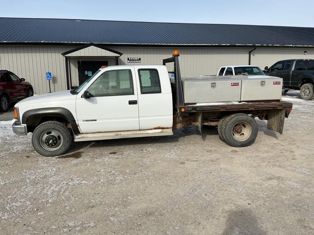 Image of Chevrolet 3500 equipment image 4