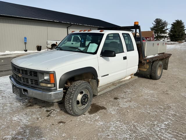 Image of Chevrolet 3500 equipment image 3
