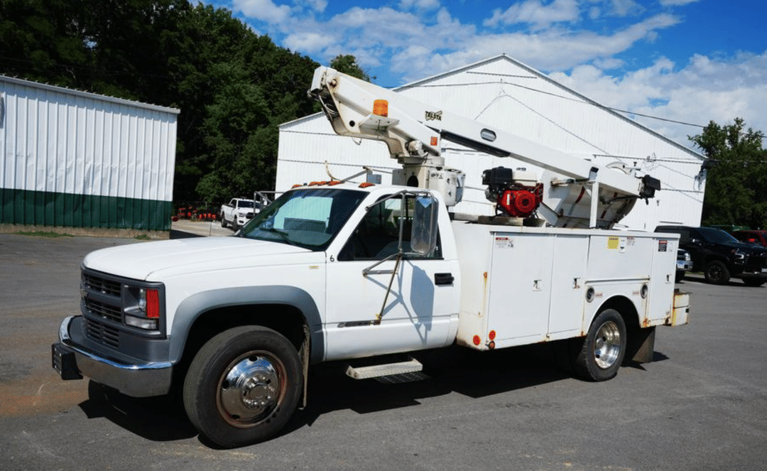 Image of Chevrolet 3500HD Primary image
