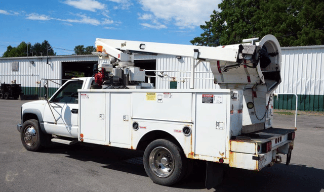 Image of Chevrolet 3500HD equipment image 2