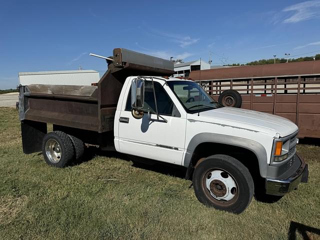 Image of Chevrolet C3500 equipment image 1