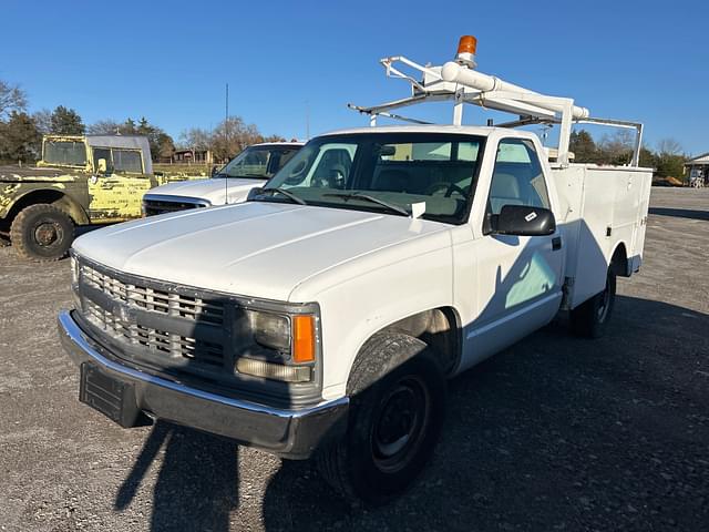 Image of Chevrolet C3500 equipment image 2