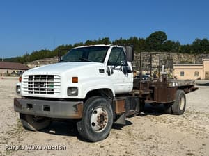 1999 Chevrolet C6500 Image