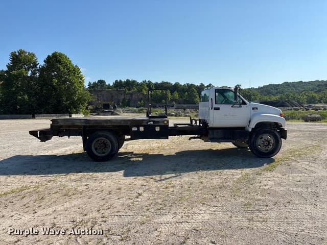 Image of Chevrolet C6500 equipment image 3