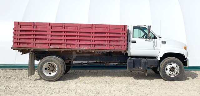 Image of Chevrolet C6500 equipment image 3