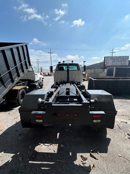 Image of Chevrolet C6500 equipment image 4