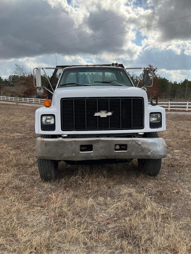 Image of Chevrolet C7500 equipment image 2