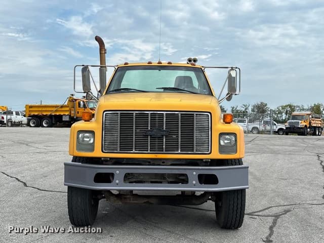 Image of Chevrolet C8500 equipment image 1
