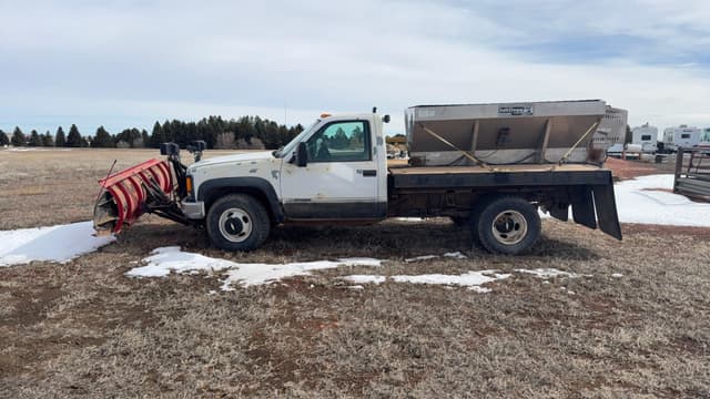 Image of Chevrolet 3500 equipment image 1