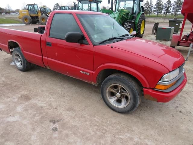 Image of Chevrolet S10 equipment image 2