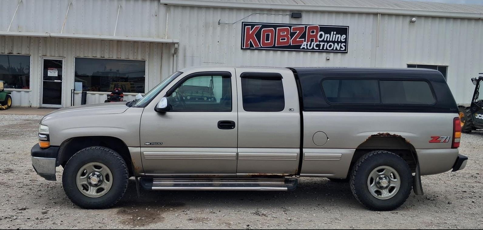1999 Chevrolet 1500 Equipment Image0