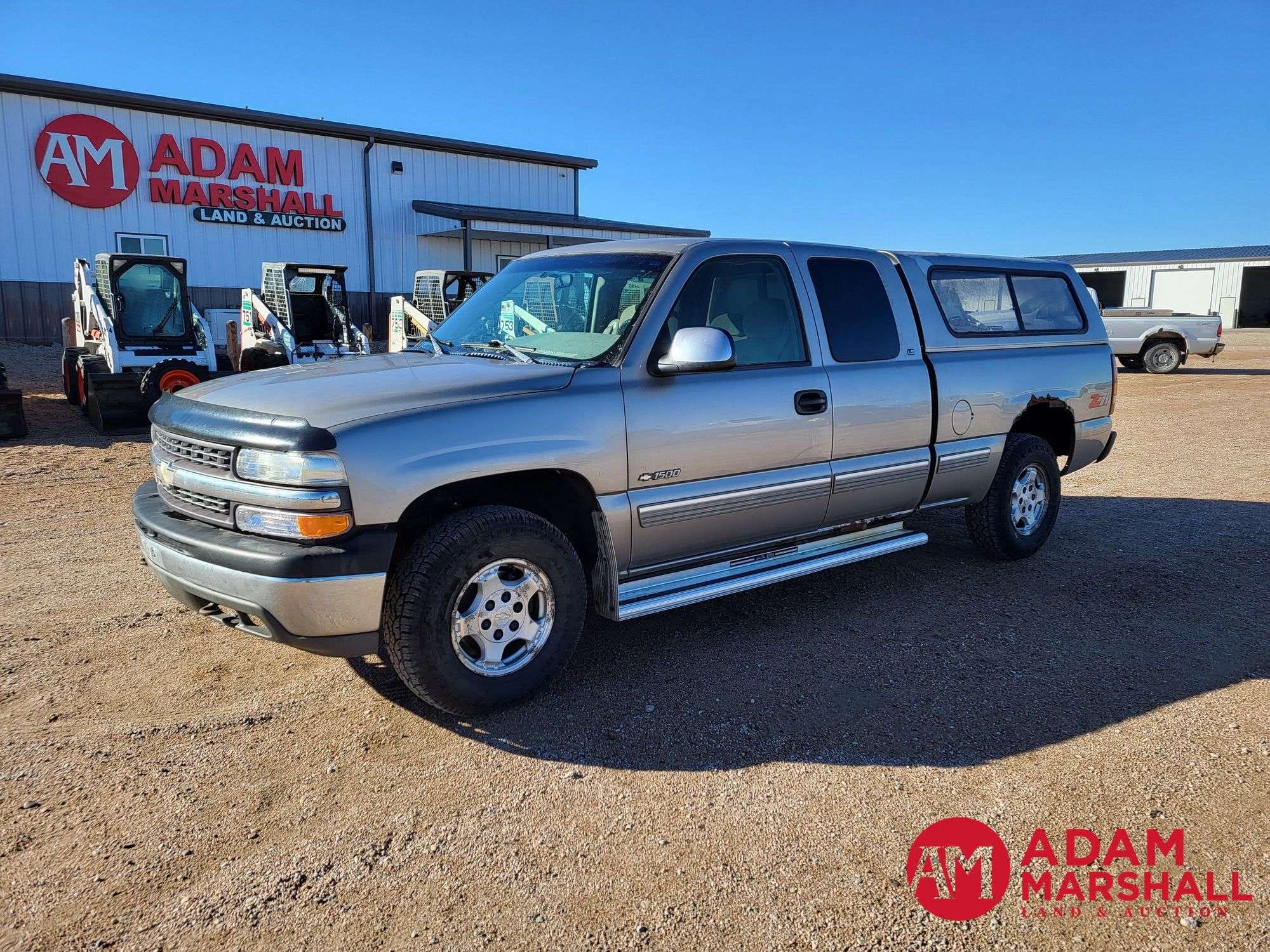 1999 Chevrolet 1500 Equipment Image0