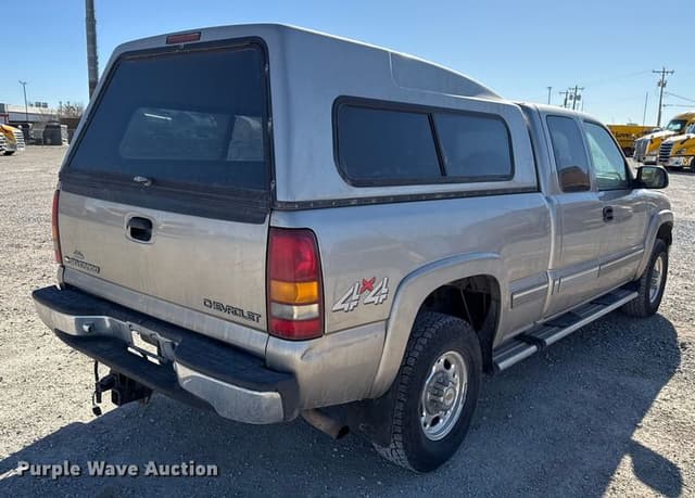 Image of Chevrolet 2500 equipment image 4