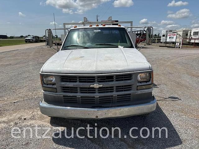 Image of Chevrolet 3500HD equipment image 1