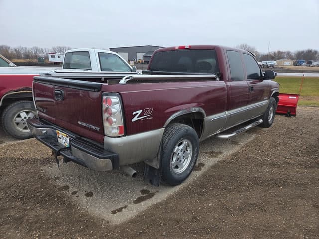 Image of Chevrolet 1500 equipment image 2