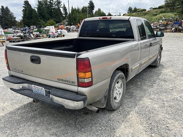 Image of Chevrolet 1500 equipment image 4