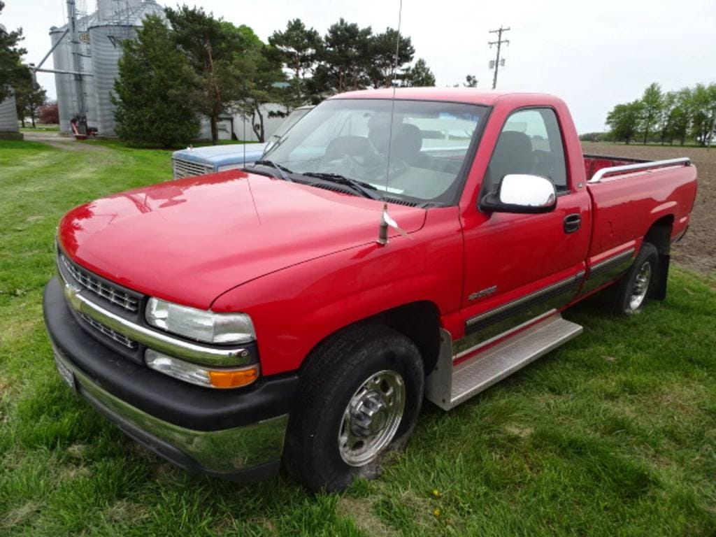 Main image Chevrolet 2500