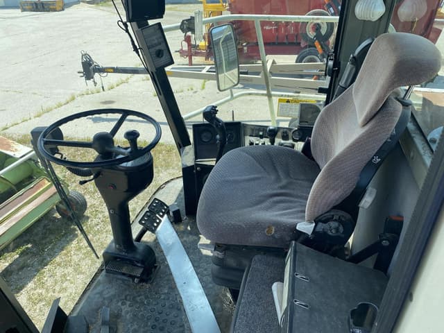 Image of CLAAS Jaguar 880 equipment image 3