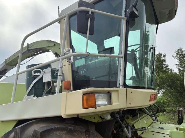 Image of CLAAS Jaguar 880 equipment image 1