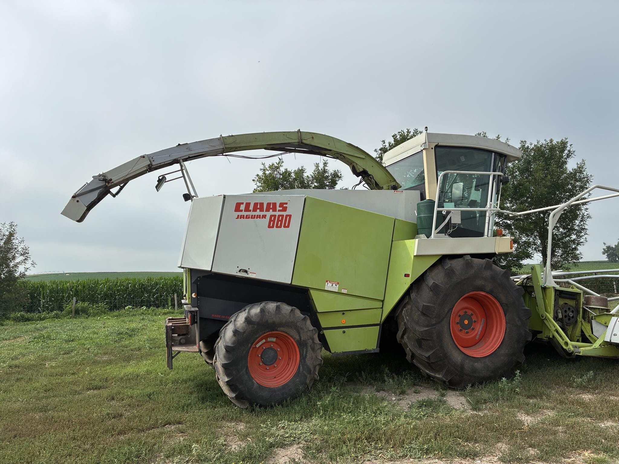 1999 CLAAS Jaguar 880 Equipment Image0
