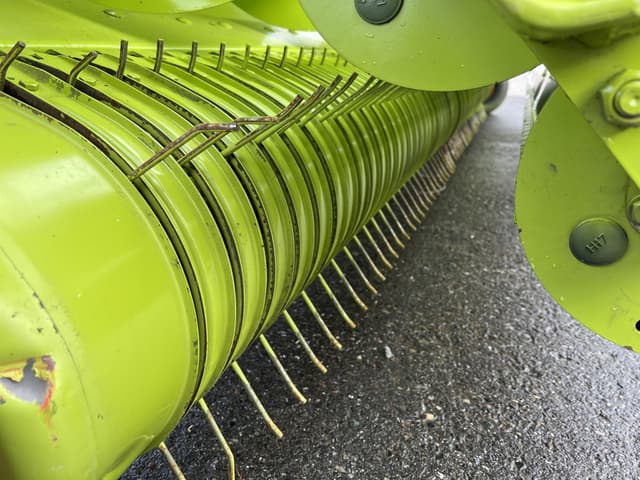 Image of CLAAS PU380 equipment image 4