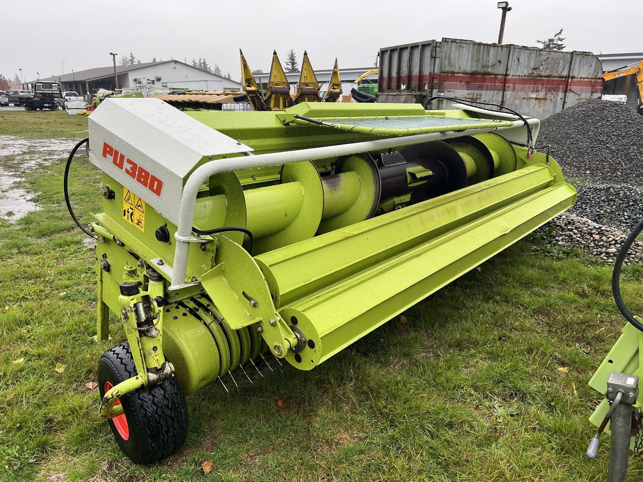1999 CLAAS PU380 Equipment Image0